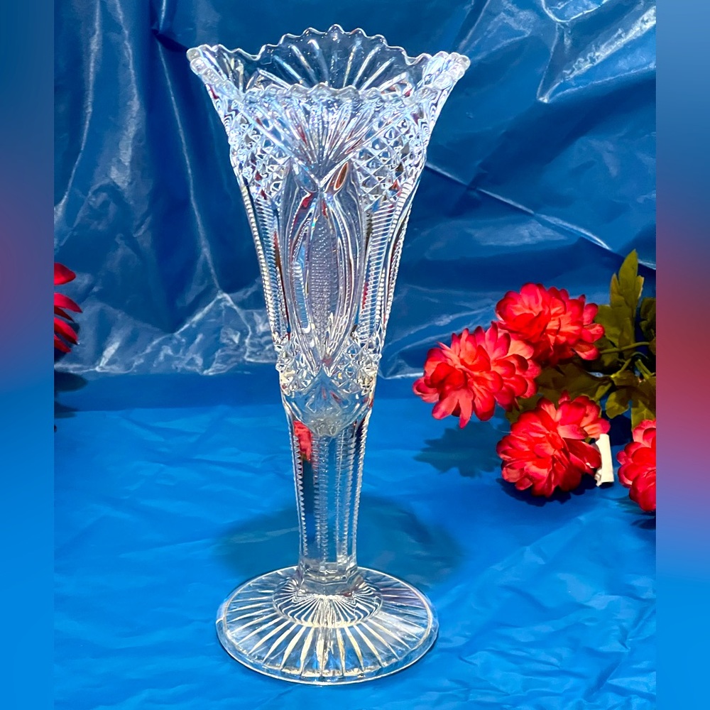 Antique EAPG McKee Glass 12" Trumpet Vase - OMN Jubilee Pattern, Circa 1…